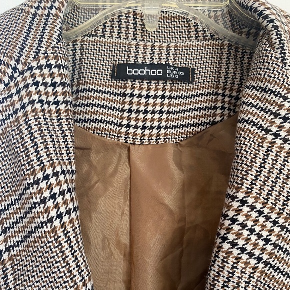 Beautiful female jacket - Picture 5 of 5